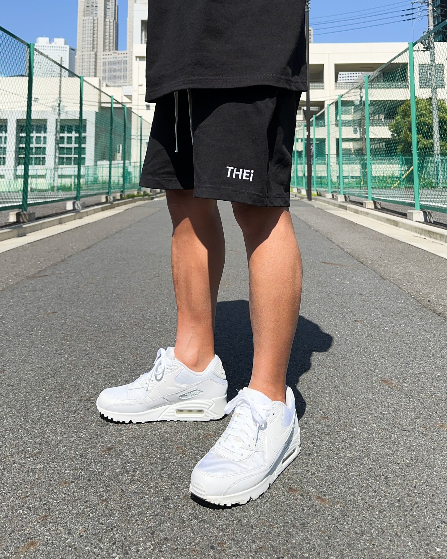 Basic One Point Magnum Weight Easy Shorts