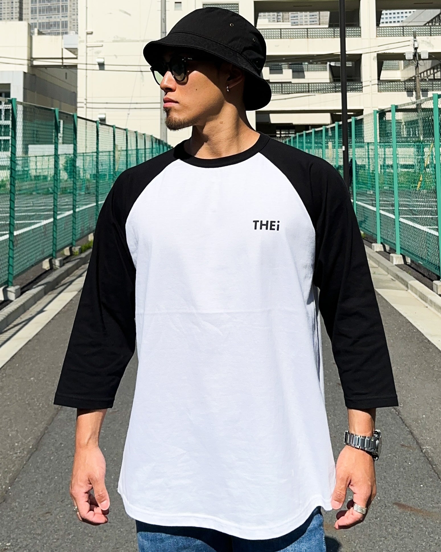 Basic One Point Raglan 3/4 Tee - White / Black