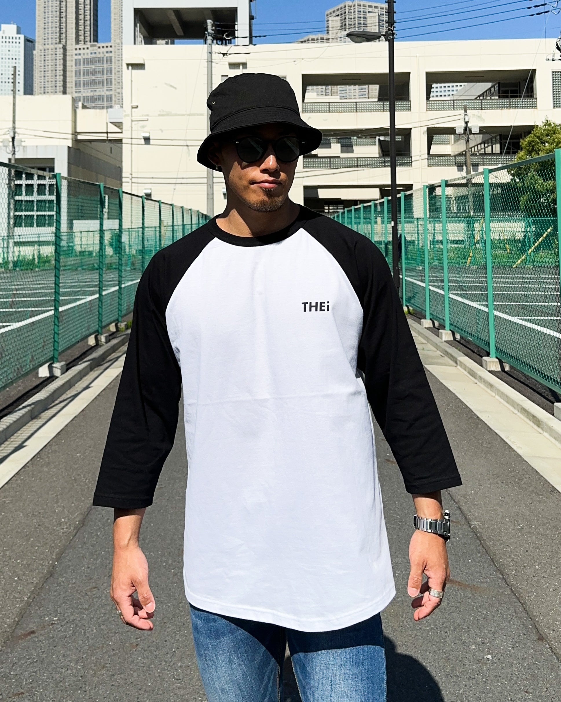 Basic One Point Raglan 3/4 Tee - White / Black