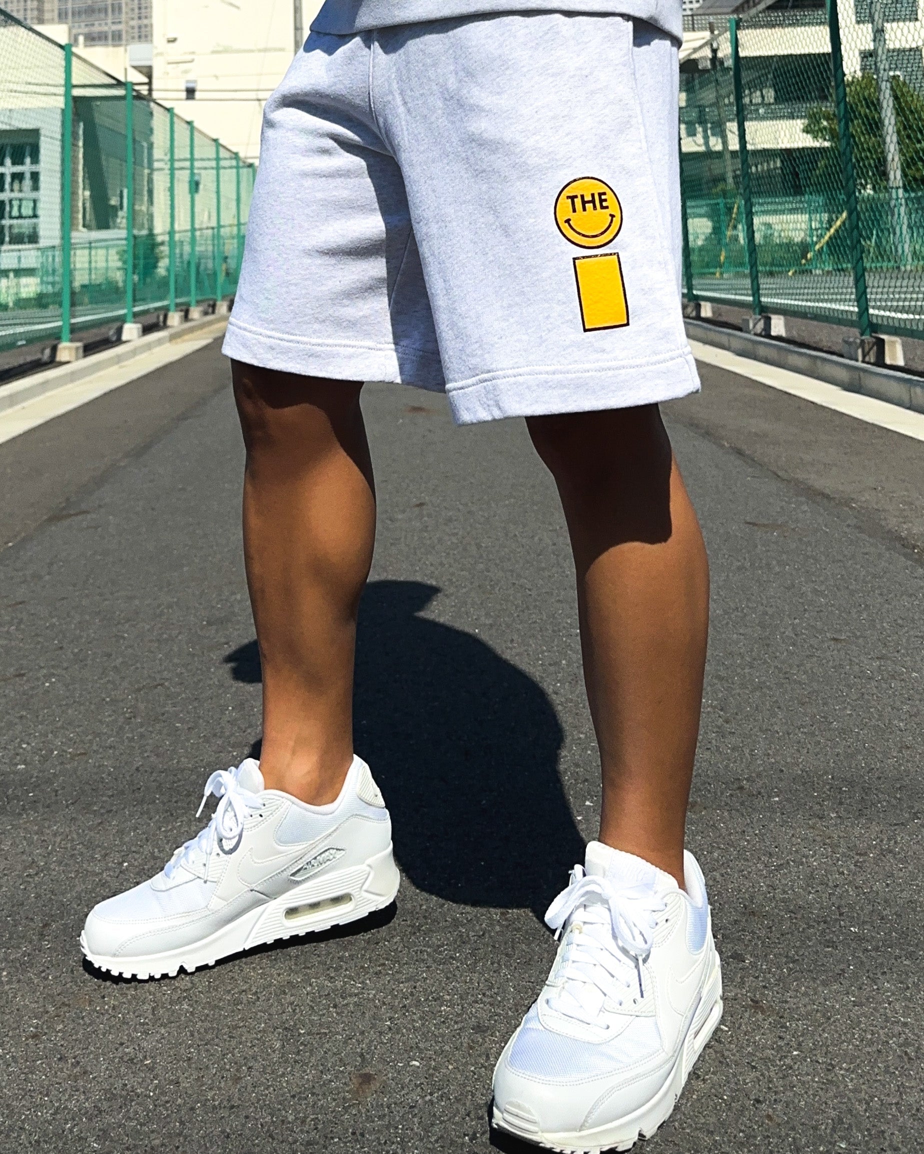 Smiley Relax Sweat Tee & Shorts Setup - Gray