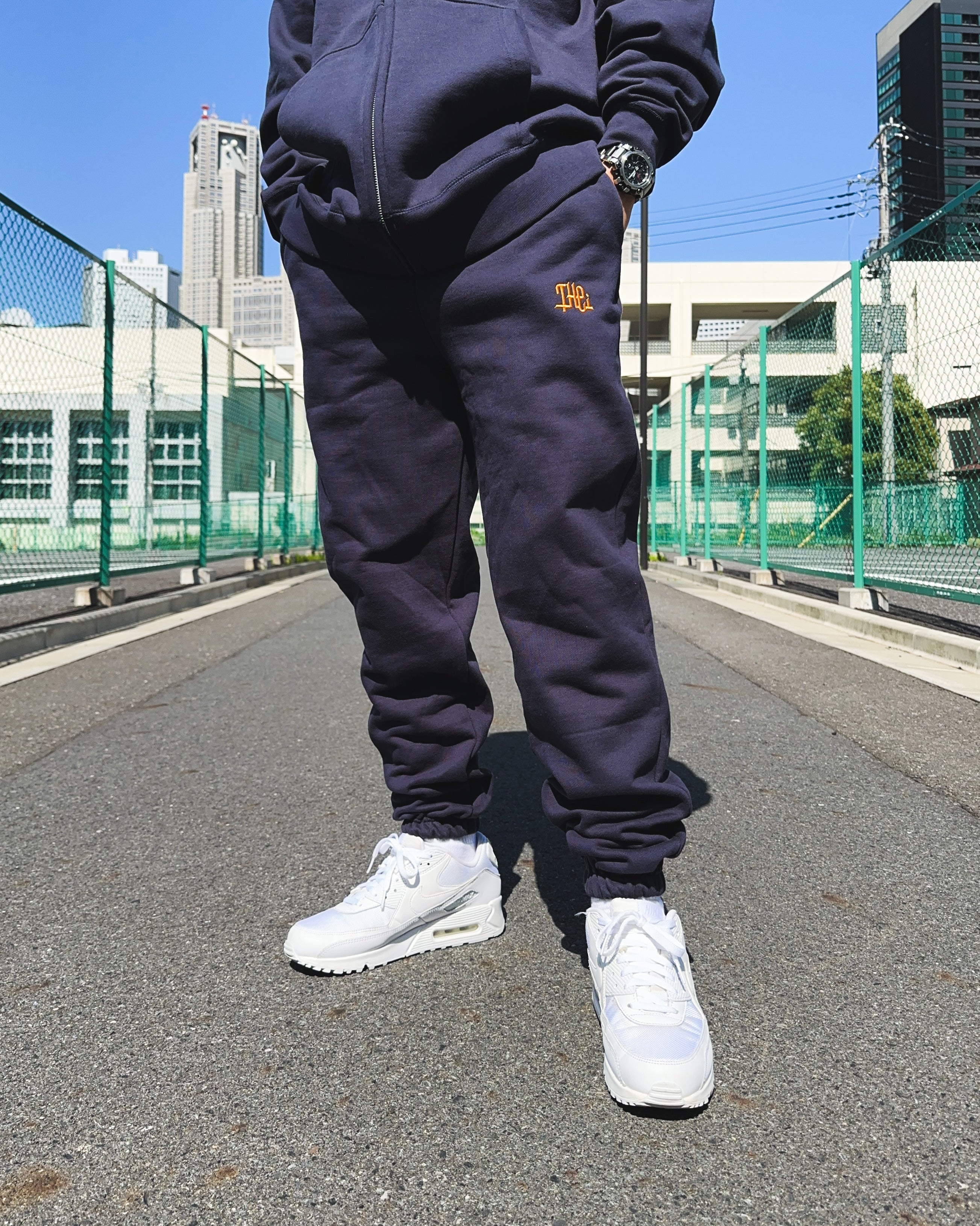 Arabic One Point HW Sweat Pants - Navy