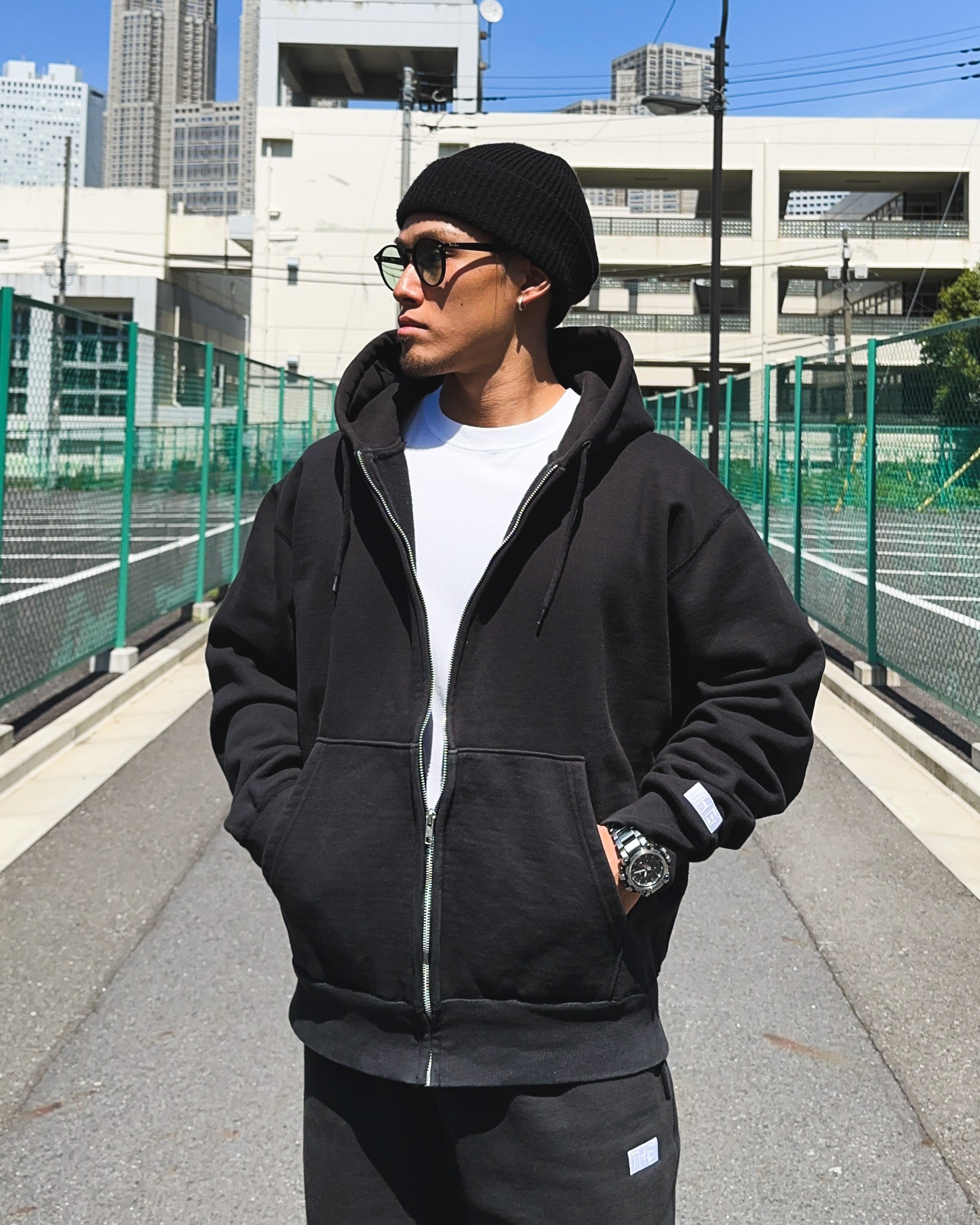 Box-Type2 One Point HW Sweat Zip Hoodie - Black