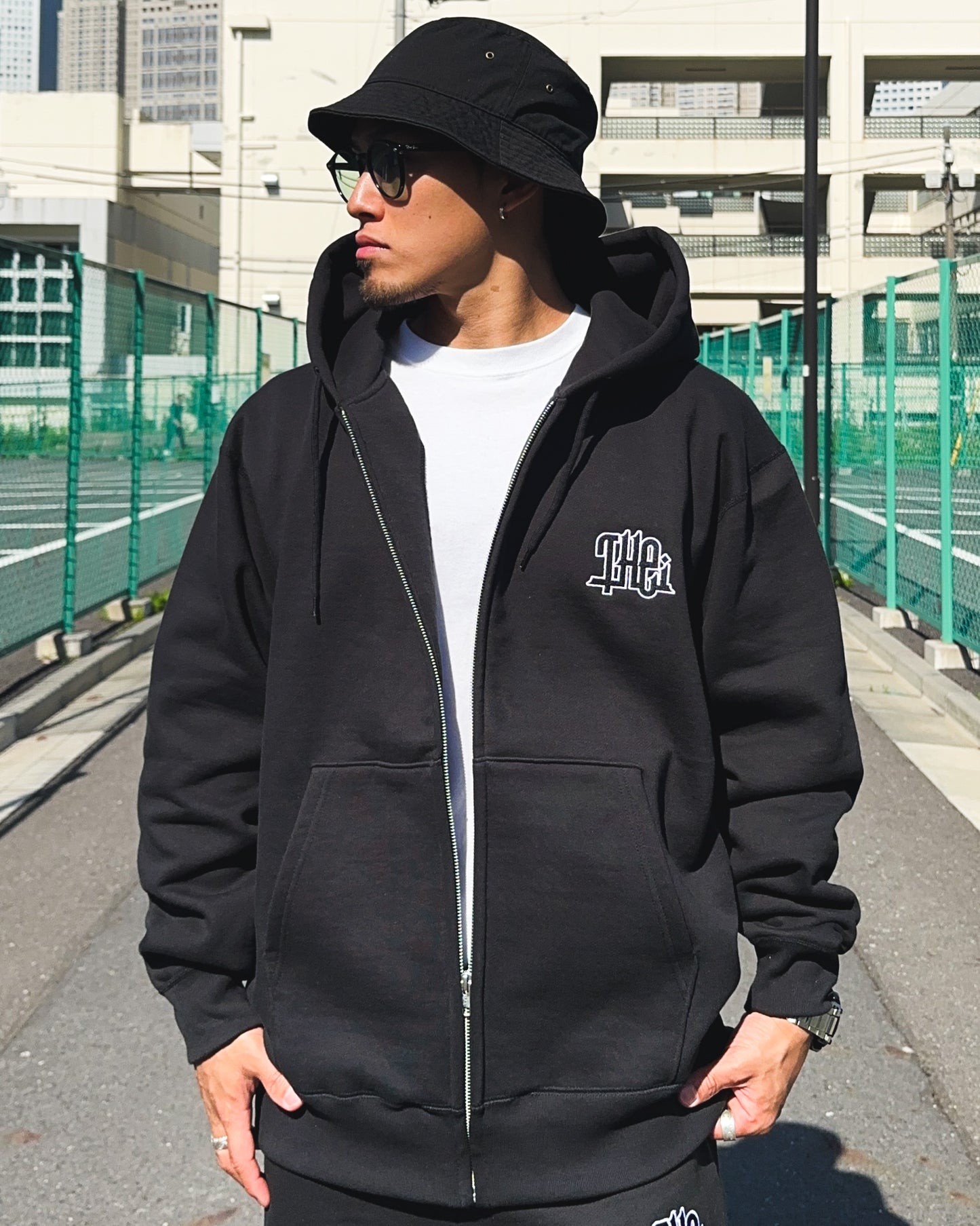 Arabic-Type2 Heavy Weight Zip Hoodie & Pants Setup