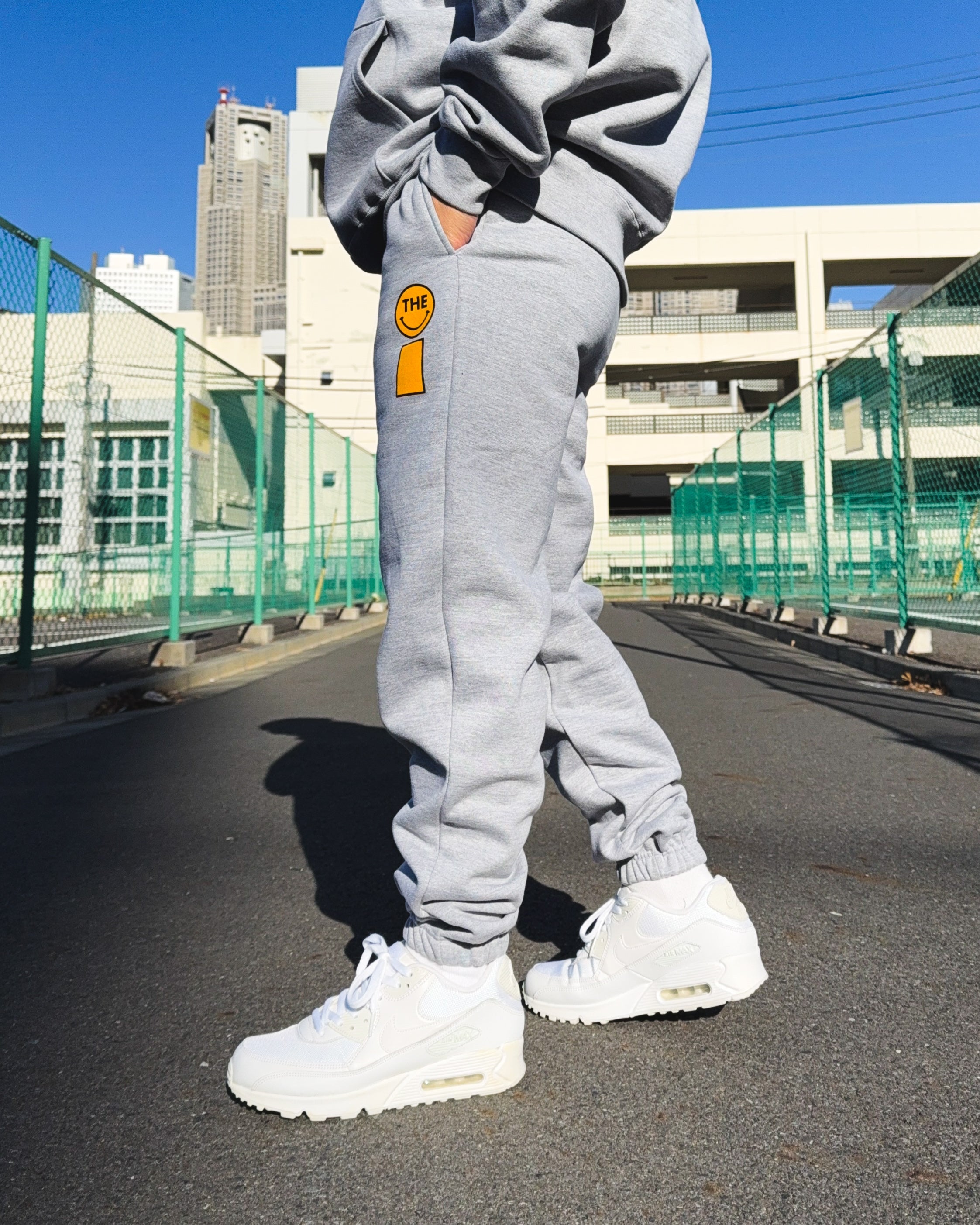 Smiley HW Sweat Pants - Gray
