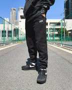 Box One Point HW Sweat Pants - Black