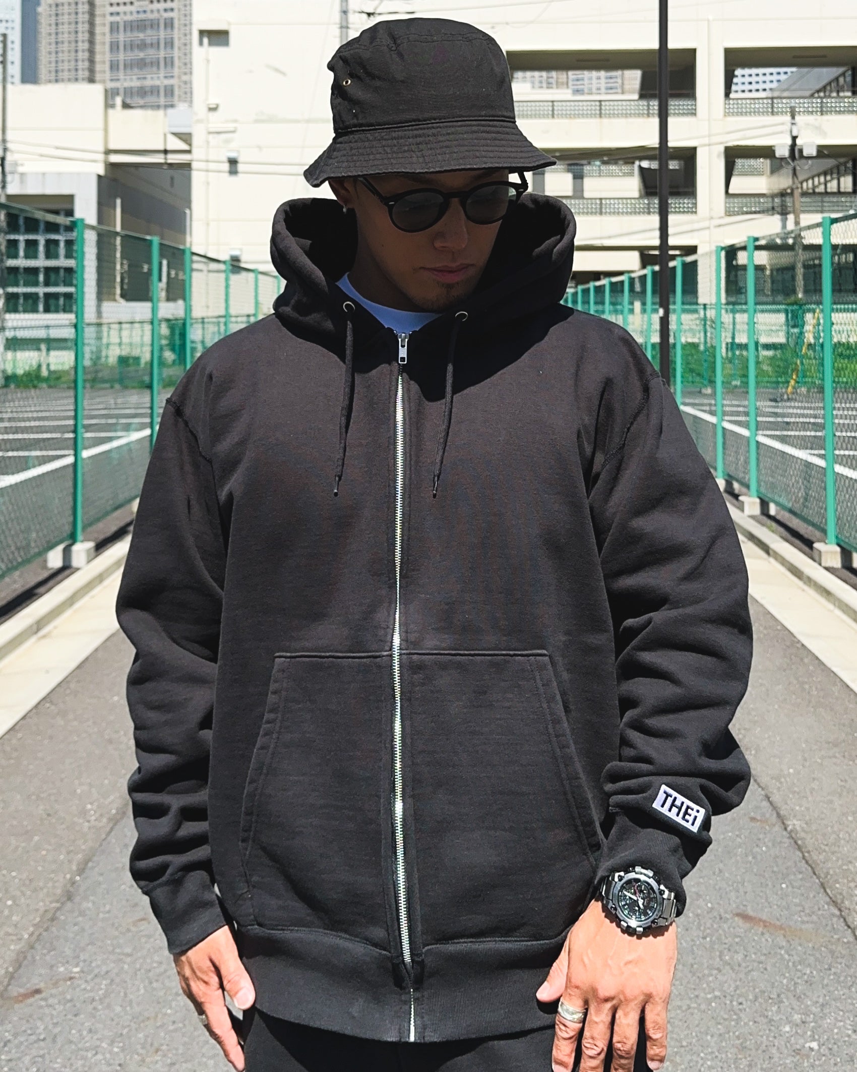Box One Point HW Sweat Zip Hoodie - Black