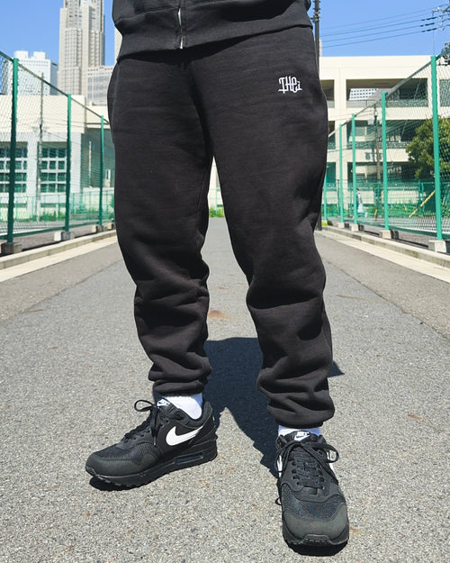 Arabic One Point HW Sweat Pants - Black