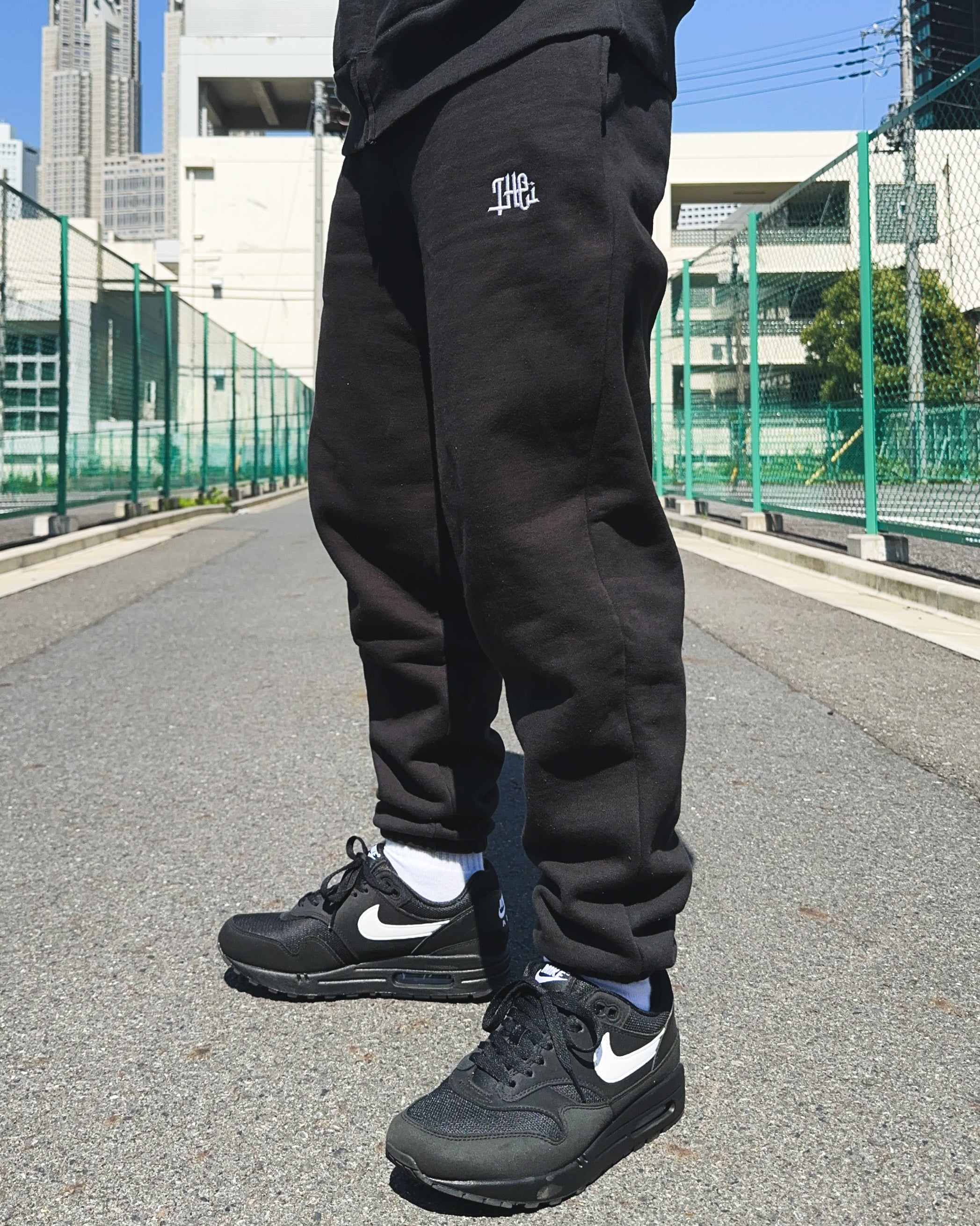 Arabic One Point HW Sweat Hoodie & Pants Setup - Black