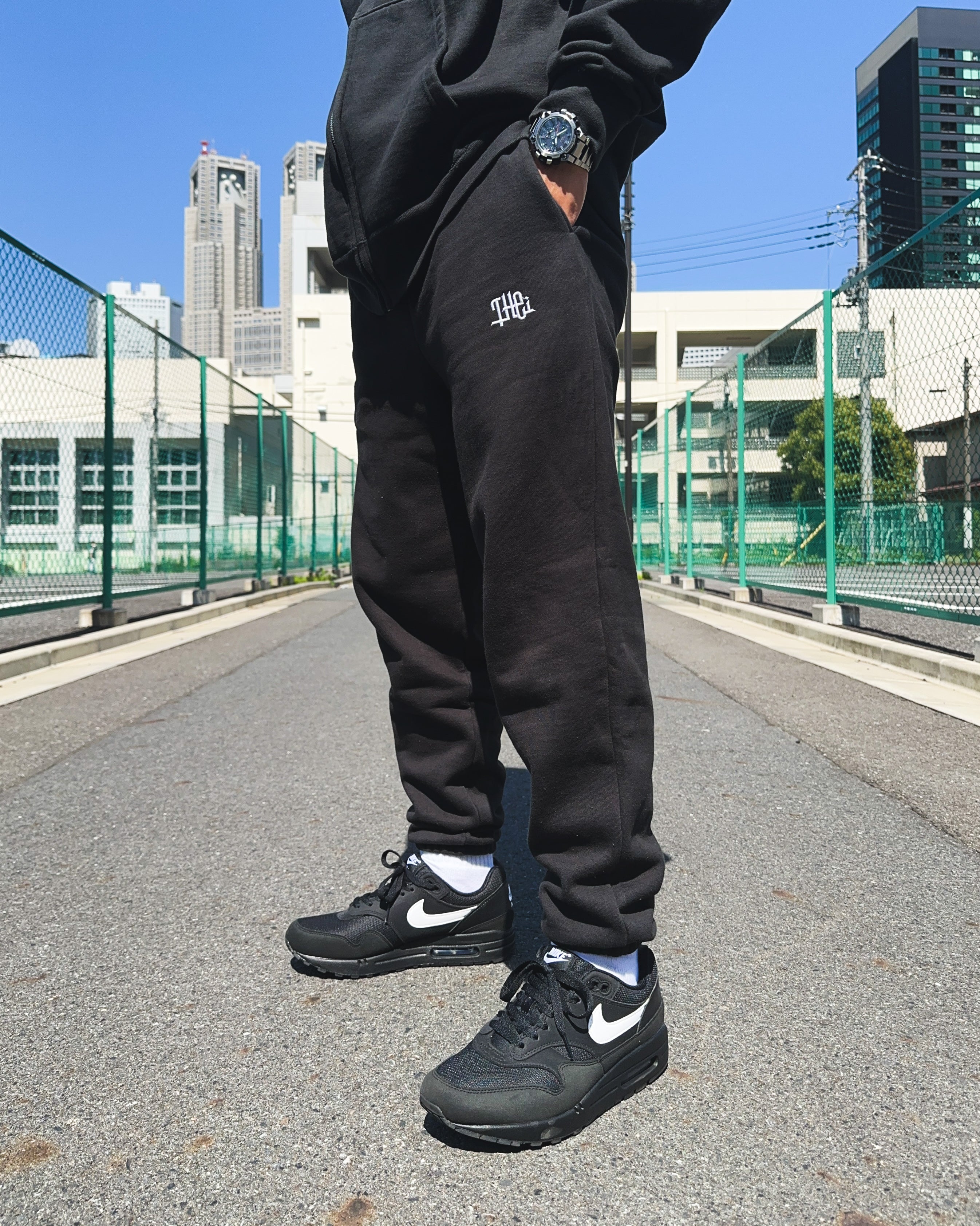 Arabic One Point HW Sweat Pants - Black