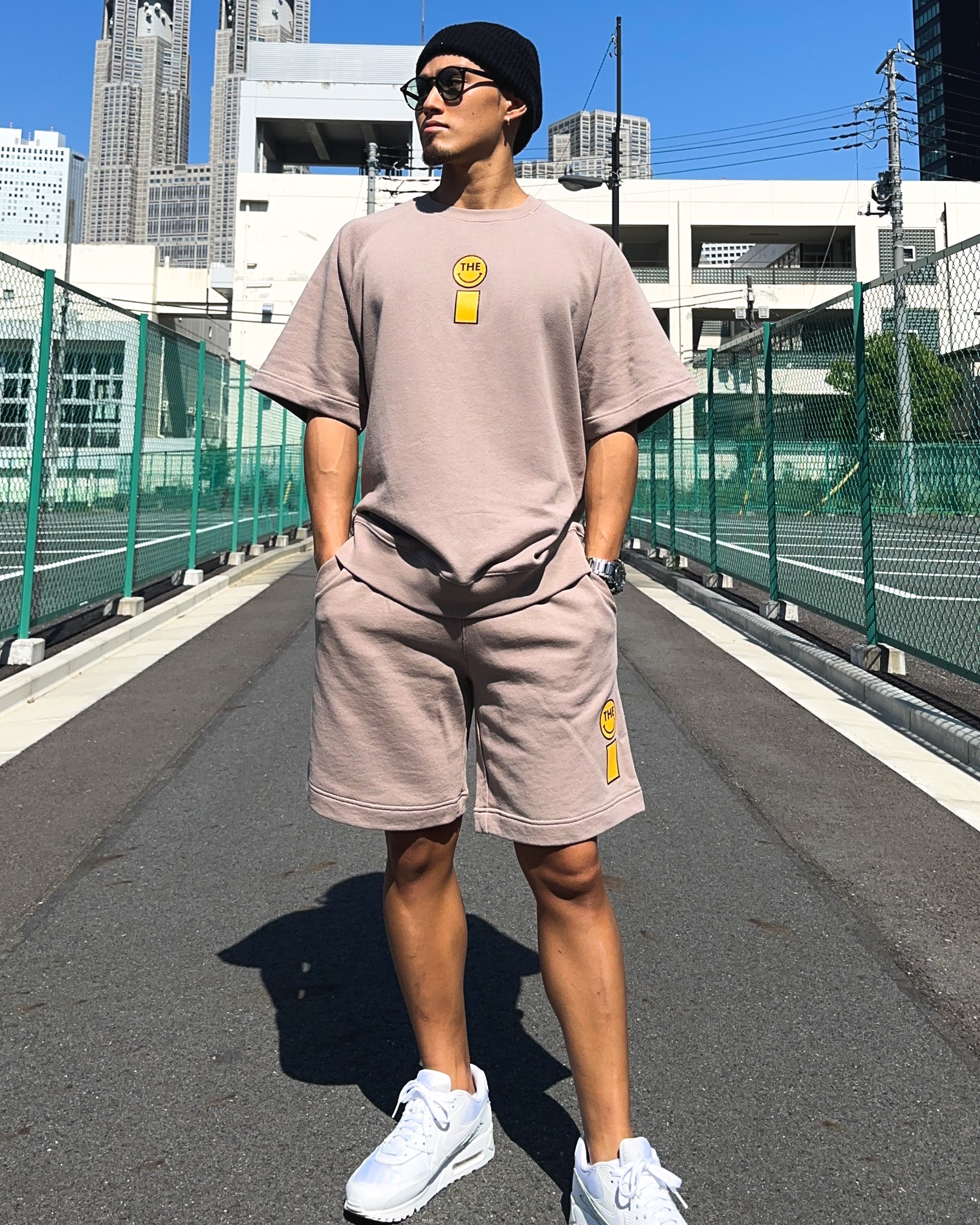 Smiley Relax Sweat Tee & Shorts Setup - Smokey Beige