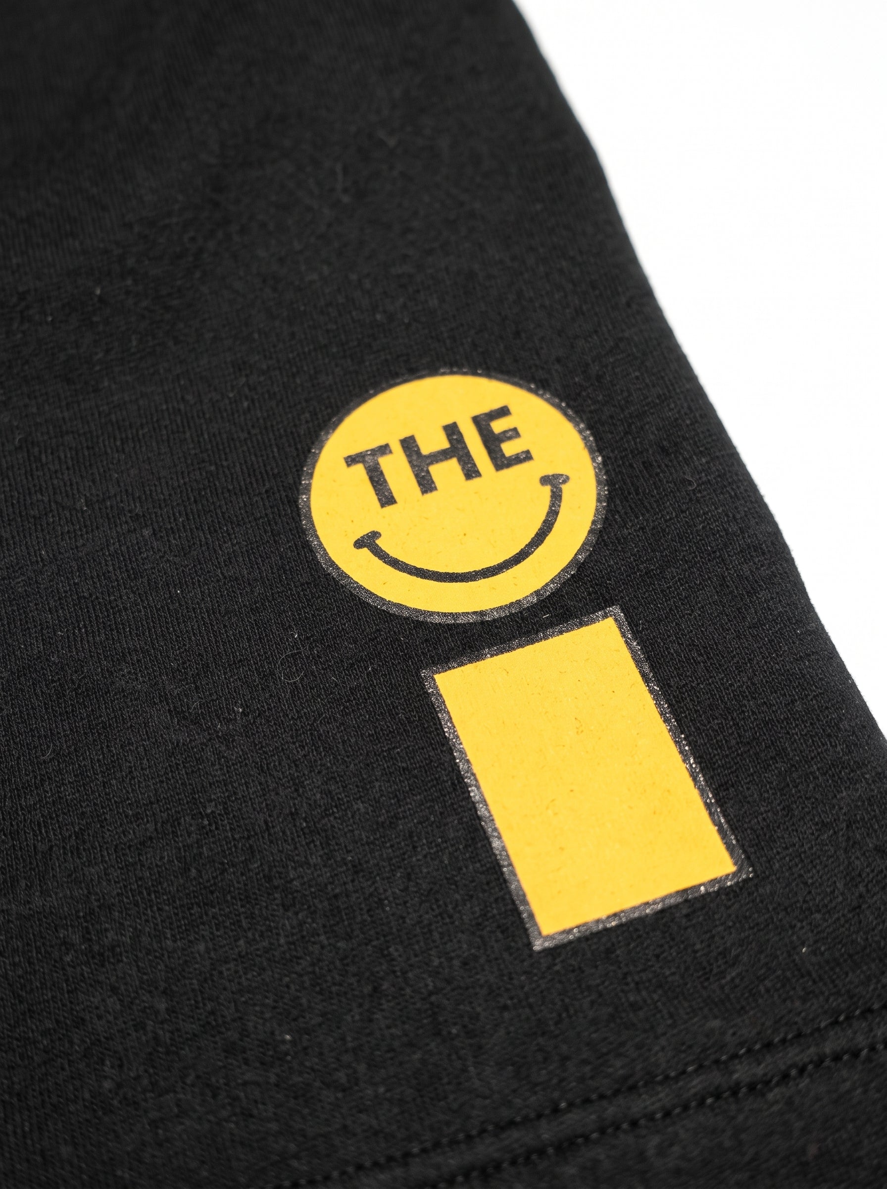 Smiley Relax Sweat Tee & Shorts Setup - Black