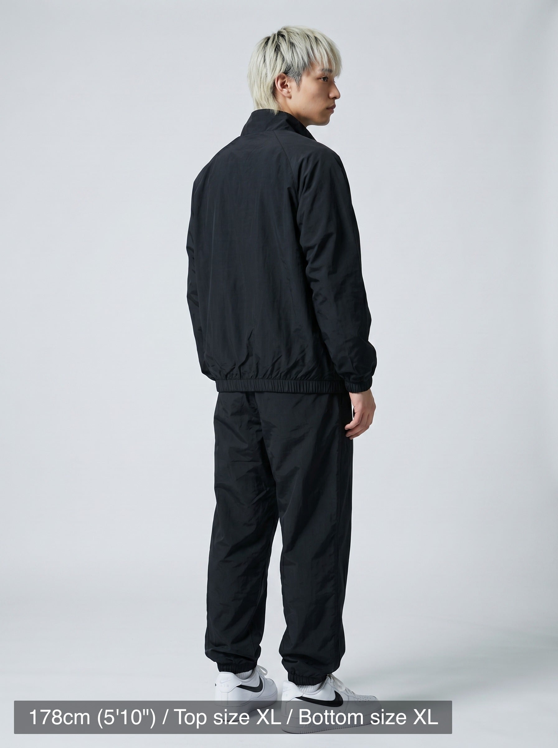 model_PS-A-1_back-angle-pose-var2