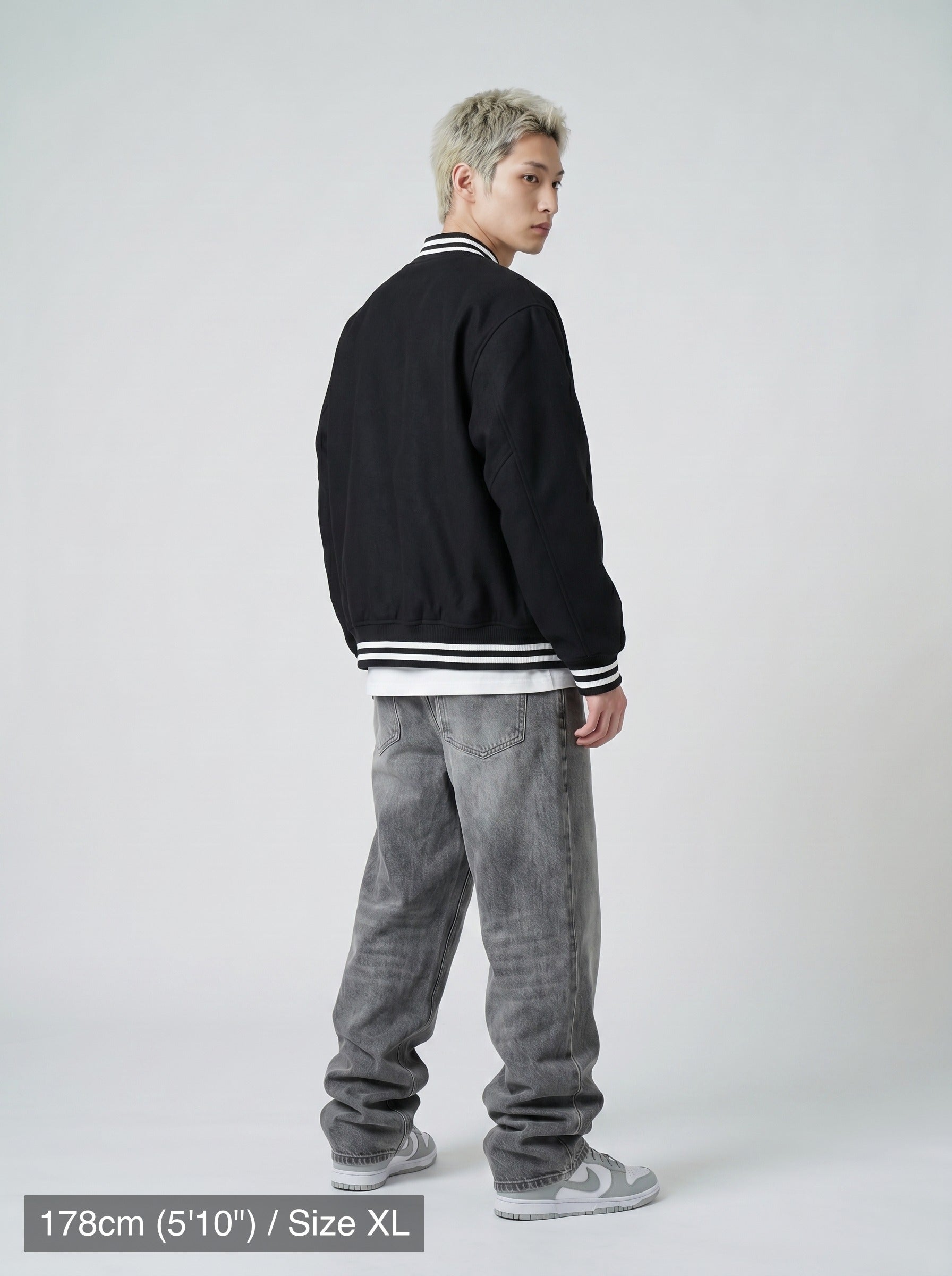 model_PS-A-3_back-angle-pose-var1