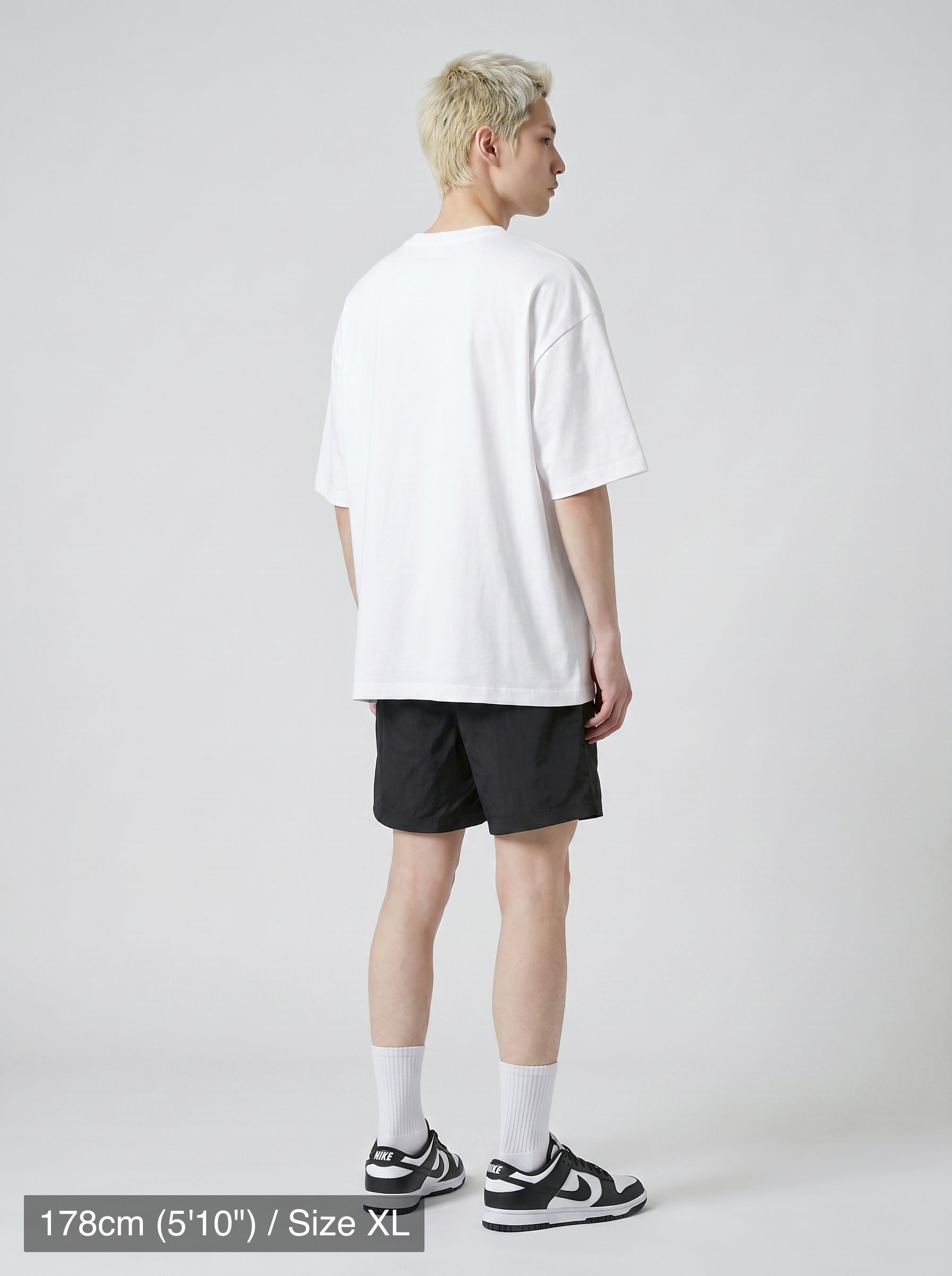 model_PS-A-3_back-angle-pose-var1