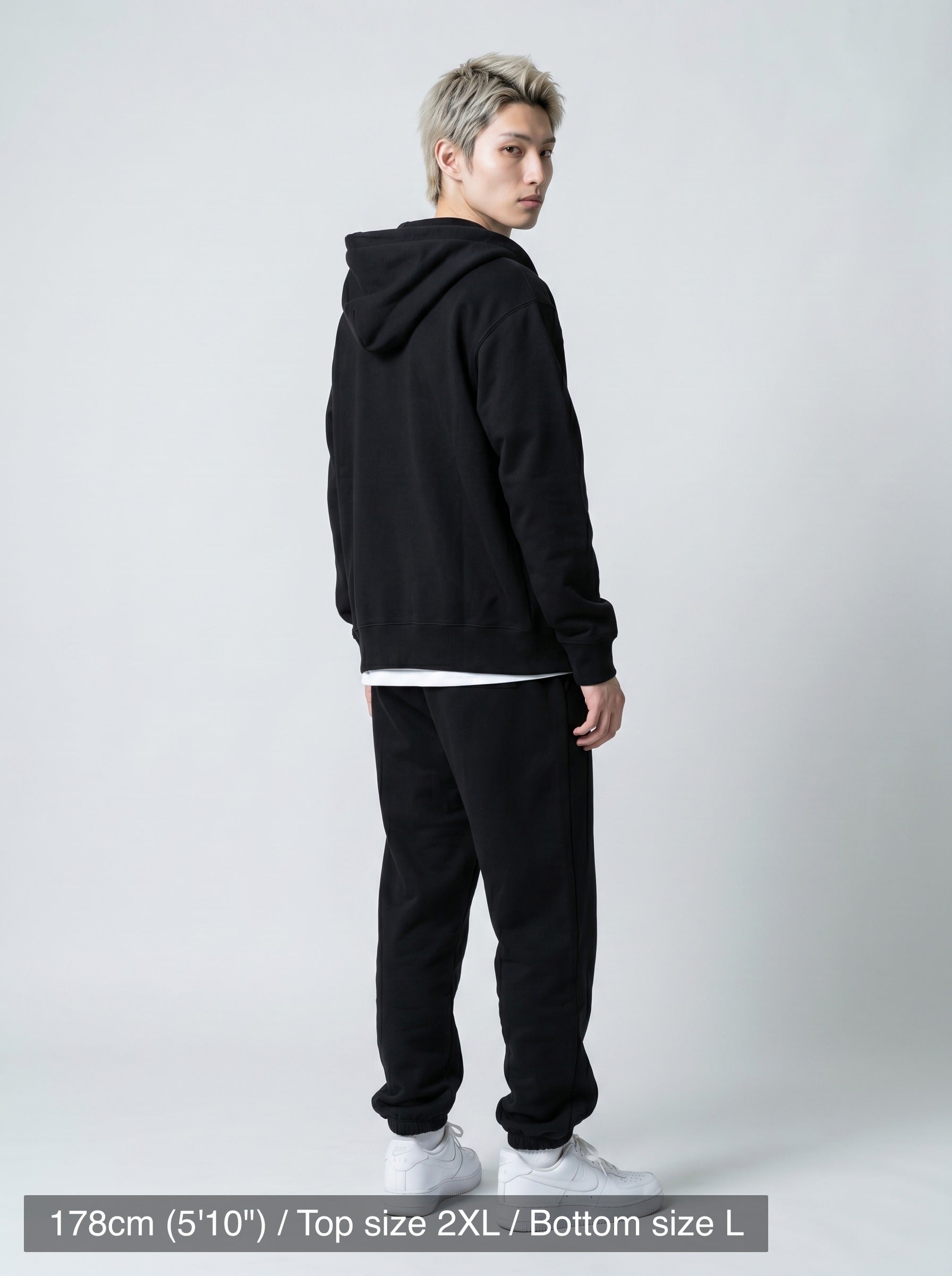 model_PS-A-3_back-angle-pose-var3