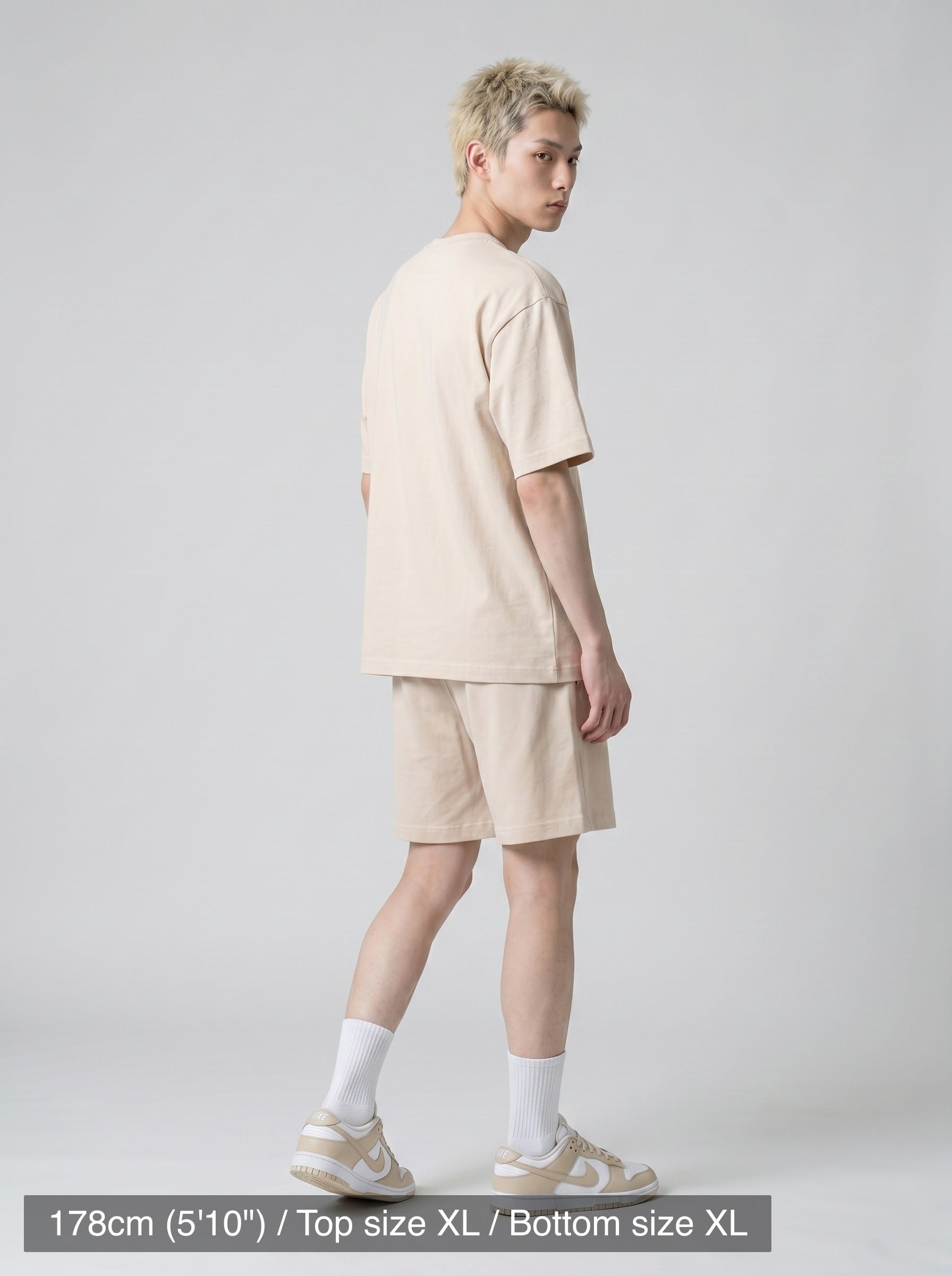 model_PS-A-3_back-angle-pose-var3
