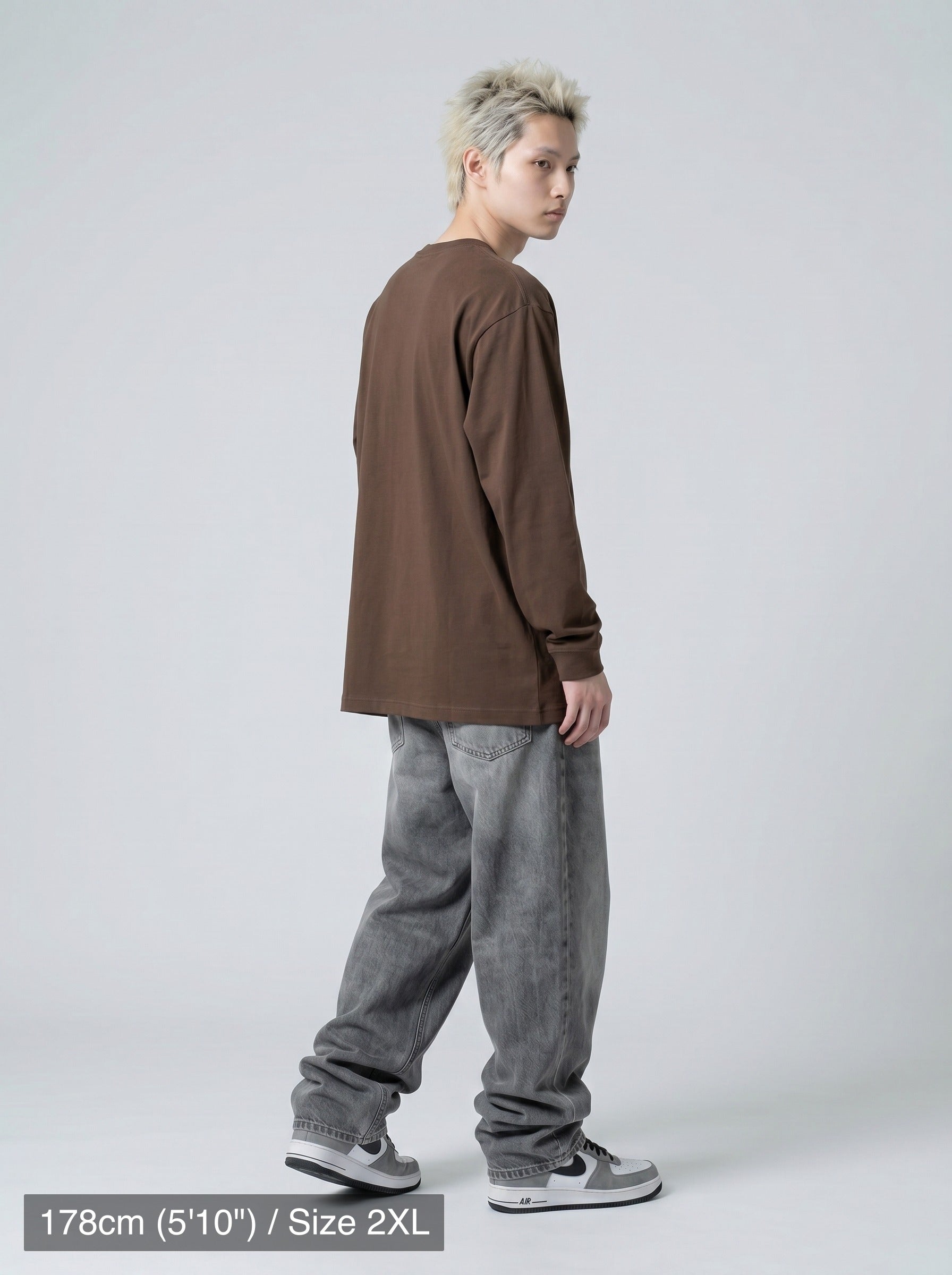 model_PS-A-3_back-angle-pose-var4