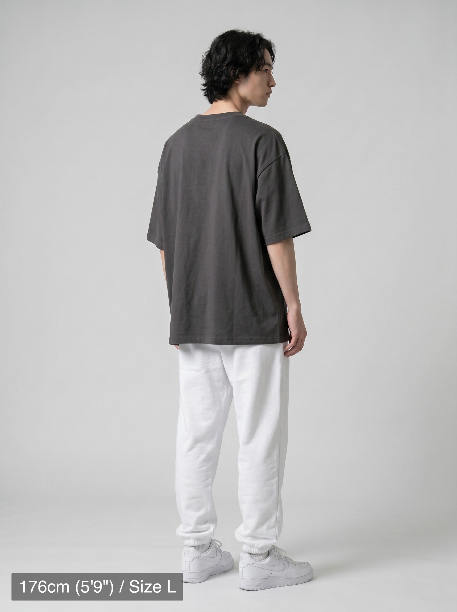 model_PS-A-4_back-angle-pose-var1