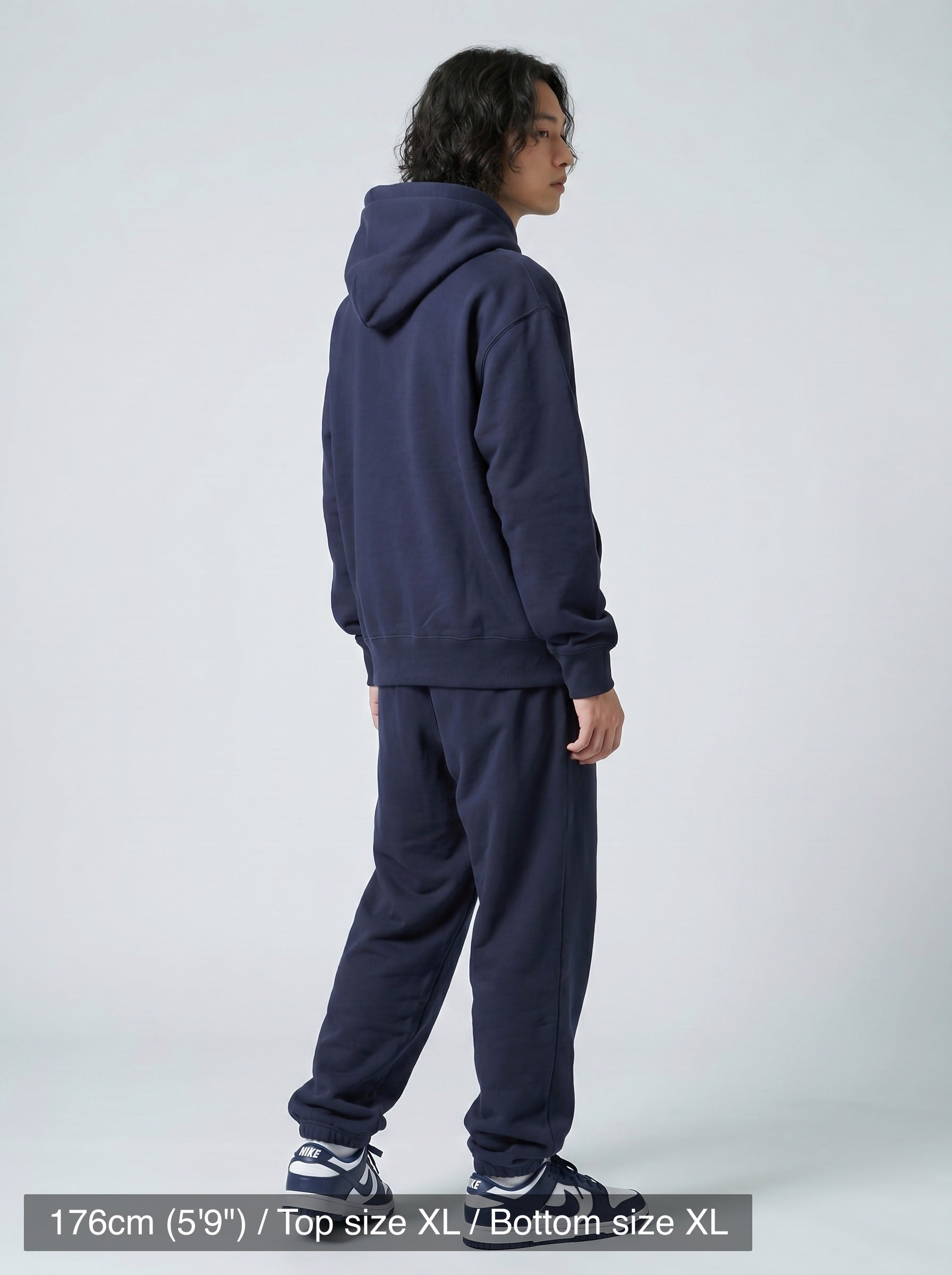 model_PS-A-4_back-angle-pose-var3