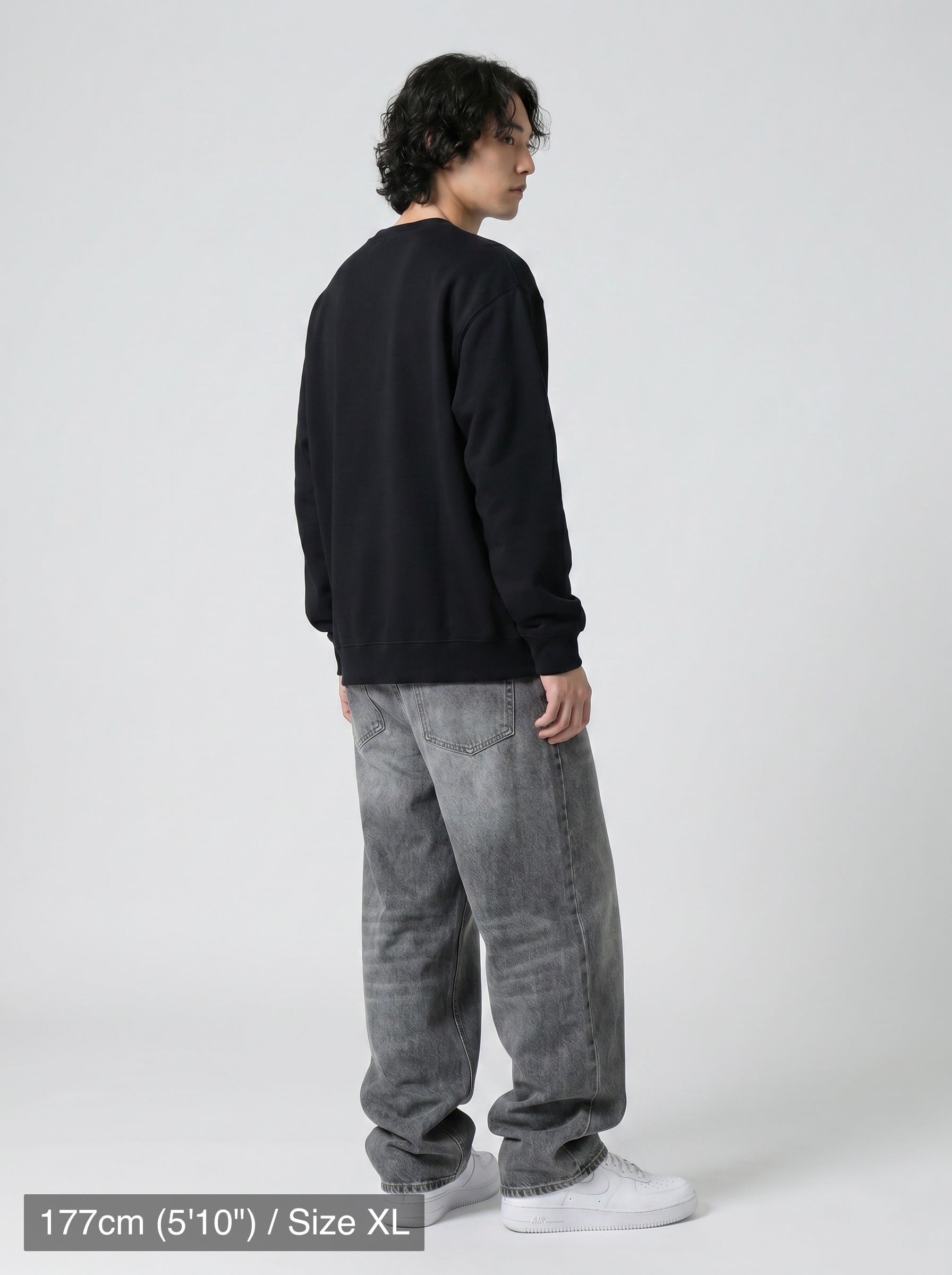 model_PS-A-4_back-angle-pose-var3
